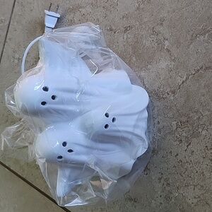 NIB Scentsy Boo Crew Warmer